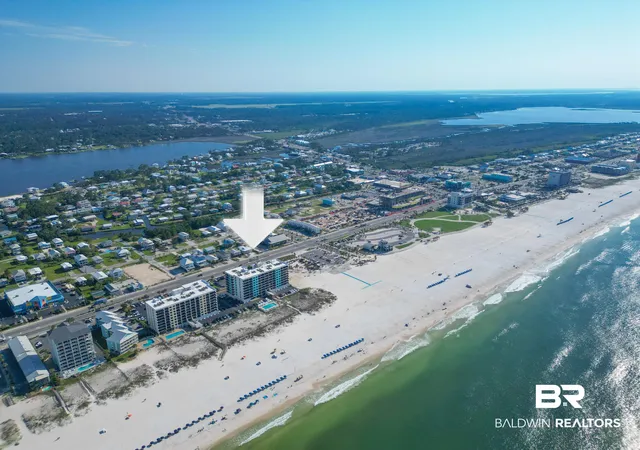 Photo 3 of Townhouse for sale at 333 W Beach Blvd #606, Gulf Shores, AL 36542 | MLS# 376738 | Listing updated on 2026-09-22