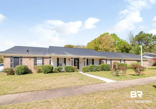 Photo 1 of Single family home for sale at 2820 Woodmill Ln, Mobile, AL 36695 | MLS# 394053 | Listing updated on 2026-07-31