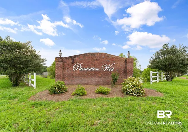 Photo 29 of Sale Pending at 2930 W Plantation Dr, Mobile, AL 36695 | MLS# 397855 | Listing updated on 2026-09-08