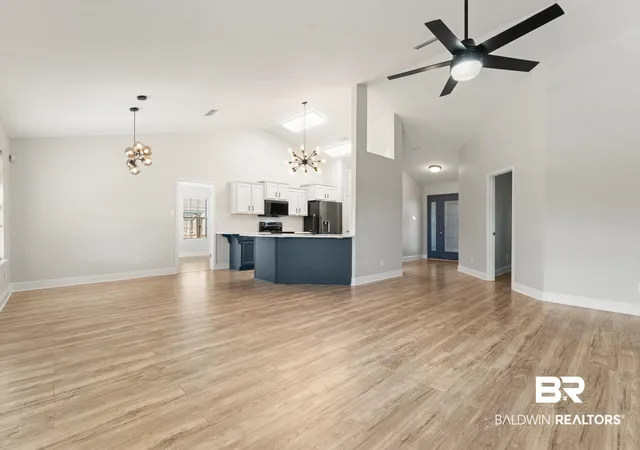 Photo 3 of Sale Pending at 2930 W Plantation Dr, Mobile, AL 36695 | MLS# 397855 | Listing updated on 2026-09-08