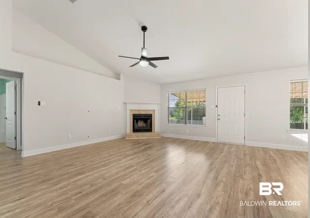 Photo 4 of Sale Pending at 2930 W Plantation Dr, Mobile, AL 36695 | MLS# 397855 | Listing updated on 2026-09-08