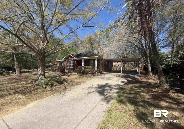 Photo 3 of Sale Pending at 7067 Pinehill Rd, Daphne, AL 36526 | MLS# 393461 | Listing updated on 2026-09-14