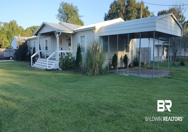 Photo 1 of Single family home for sale at 1887 Suavez Dr, Lillian, AL 36549 | MLS# 386878 | Listing updated on 2026-08-22
