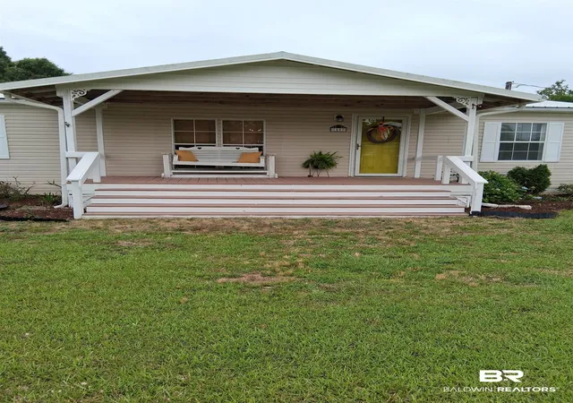 Photo 2 of Single family home for sale at 1887 Suavez Dr, Lillian, AL 36549 | MLS# 386878 | Listing updated on 2026-08-22