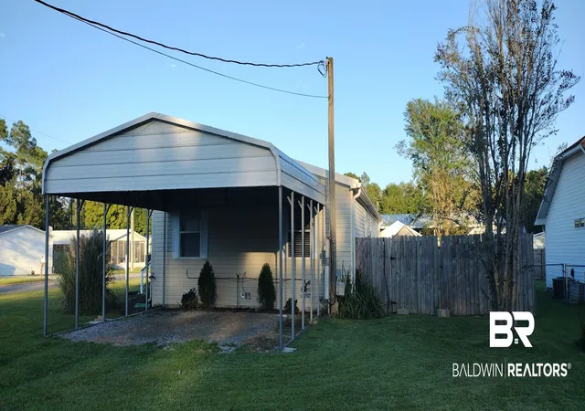 Photo 3 of Single family home for sale at 1887 Suavez Dr, Lillian, AL 36549 | MLS# 386878 | Listing updated on 2026-08-22