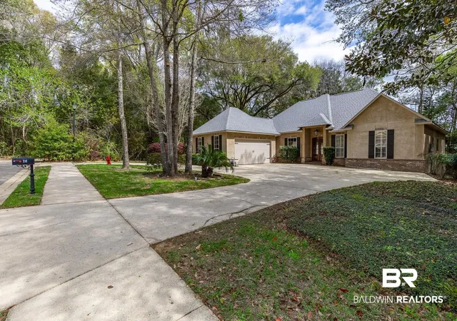 Photo 2 of Single family home for sale at 216 Pliska St, Fairhope, AL 36532 | MLS# 393489 | Listing updated on 2026-09-09