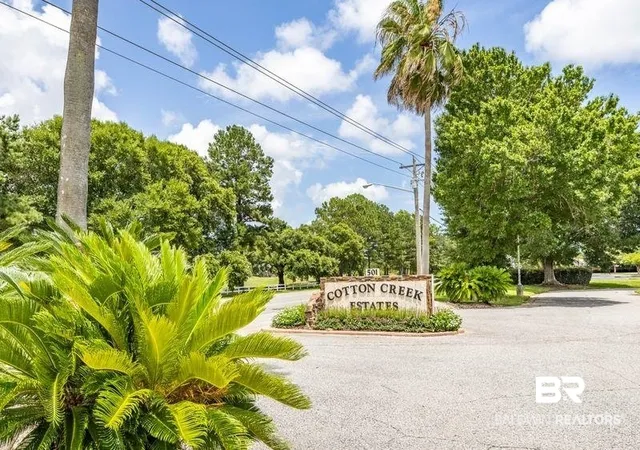 Photo 2 of Townhouse for sale at 501 Cotton Crk Dr #504, Gulf Shores, AL 36542 | MLS# 398513 | Listing updated on 2026-10-13