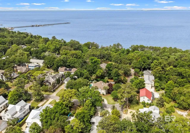 Homes for sale in Fairhope, AL | 115 North Avenue, Fairhope, AL 36532 | MLS# 399425
