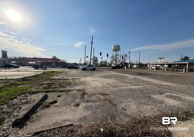 Photo 14 of Sale Pending at 326 N Main St, Atmore, AL 36502 | MLS# 379483 | Listing updated on 2026-08-21