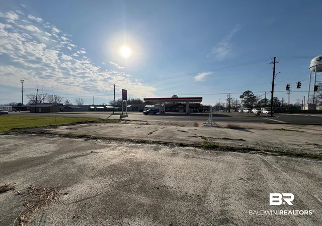 Photo 3 of Sale Pending at 326 N Main St, Atmore, AL 36502 | MLS# 379483 | Listing updated on 2026-08-21