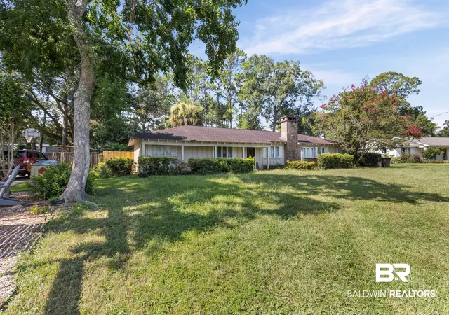2nd image of 3813 Conway Dr, Mobile, AL 36608 | MLS# 406694
