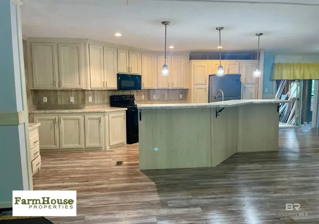 Homes for sale in Robertsdale, AL | 29146 County Road 68 Extension, Robertsdale, AL 36567 | MLS# 398498