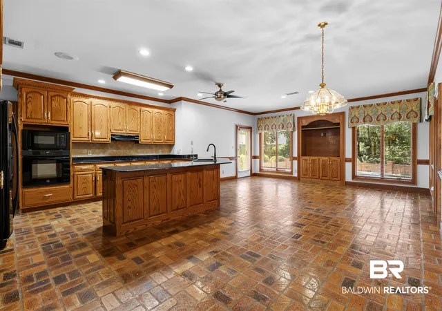 Photo 4 of Single family home for sale at 630 Glen Eagles Ave, Gulf Shores, AL 36542 | MLS# 399950 | Listing updated on 2026-09-14