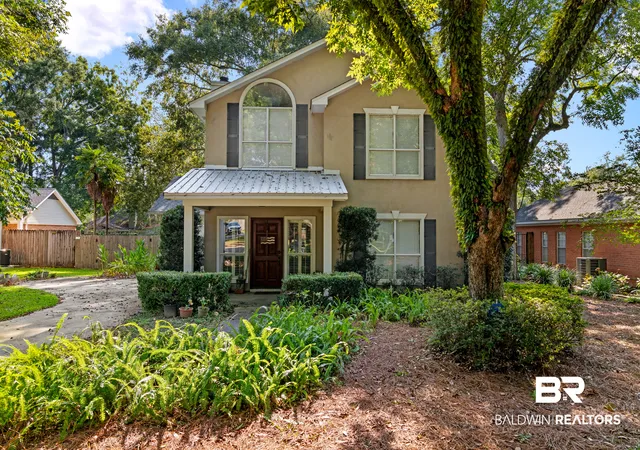 Photo 3 of Single family home for sale at 2102 Victoria Dr, Daphne, AL 36526 | MLS# 409839 | Listing updated on 2026-09-16