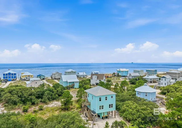 Homes for sale in Gulf Shores, AL | 6558 Driftwood Dr, Gulf Shores, AL 36542 | MLS# 398986
