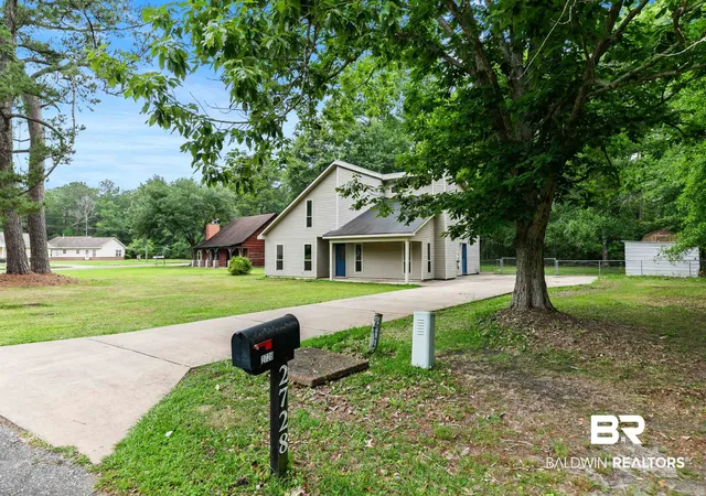 Photo 2 of Sale Pending at 2728 Lost River Rd, Mobile, AL 36605 | MLS# 396397 | Listing updated on 2026-08-20