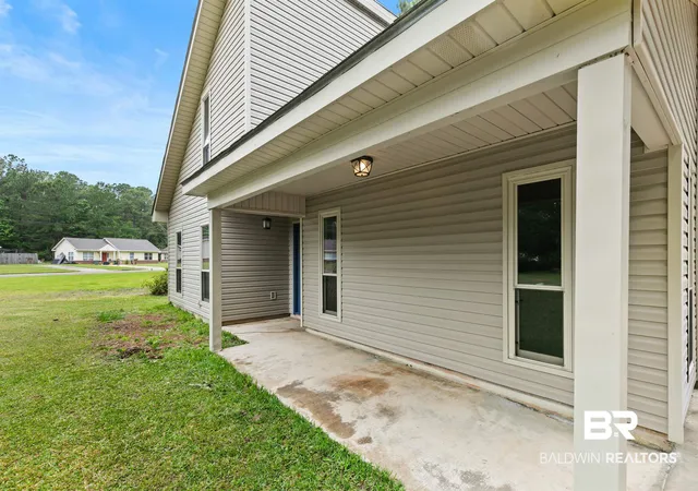 Photo 4 of Sale Pending at 2728 Lost River Rd, Mobile, AL 36605 | MLS# 396397 | Listing updated on 2026-08-20
