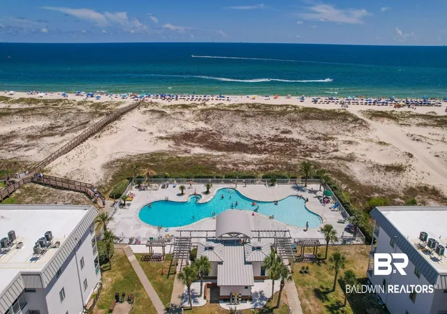 Photo 2 of Townhouse for sale at 400 Plantation Rd #4304, Gulf Shores, AL 36542 | MLS# 394467 | Listing updated on 2026-10-15