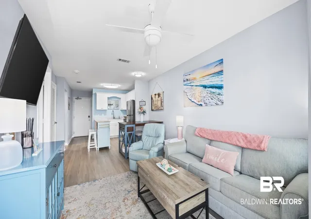 Photo 4 of Townhouse for sale at 400 Plantation Rd #4304, Gulf Shores, AL 36542 | MLS# 394467 | Listing updated on 2026-10-15