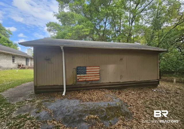 Photo 4 of Sale Pending at 2700 Pine Ridge Dr, Lillian, AL 36549 | MLS# 395551 | Listing updated on 2026-09-09
