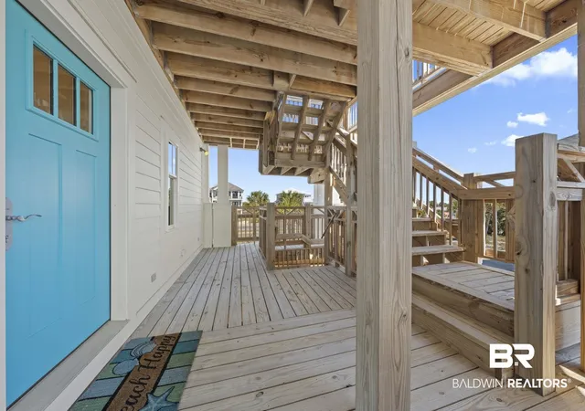 Photo 4 of Single family home for sale at 800 Via De Luna Dr, Gulf Breeze, FL 32561 | MLS# 397953 | Listing updated on 2026-09-23
