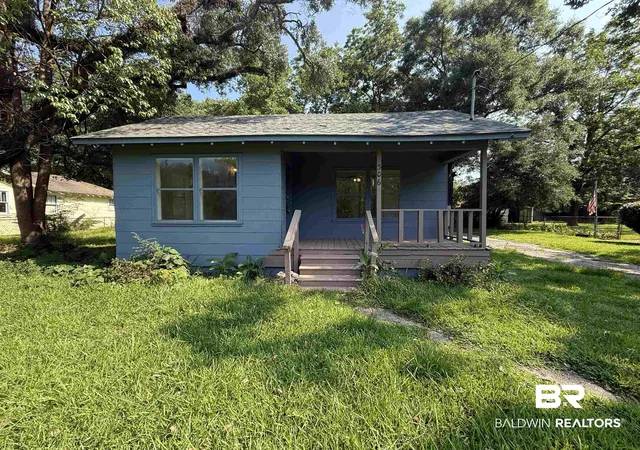 Photo 1 of Single family home for sale at 306 Hillside Dr, Chickasaw, AL 36611 | MLS# 397907 | Listing updated on 2026-07-28