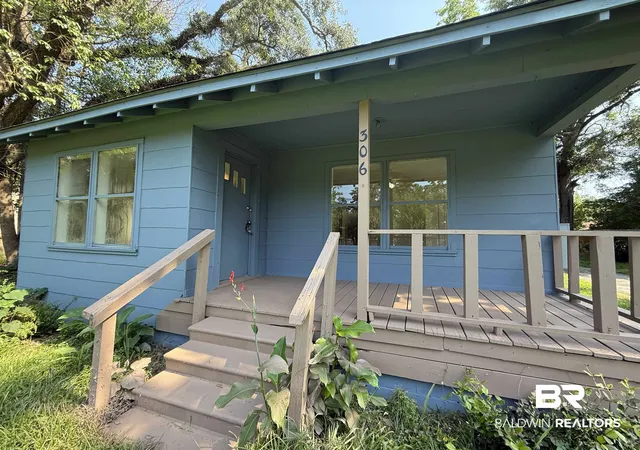 Photo 2 of Single family home for sale at 306 Hillside Dr, Chickasaw, AL 36611 | MLS# 397907 | Listing updated on 2026-07-28