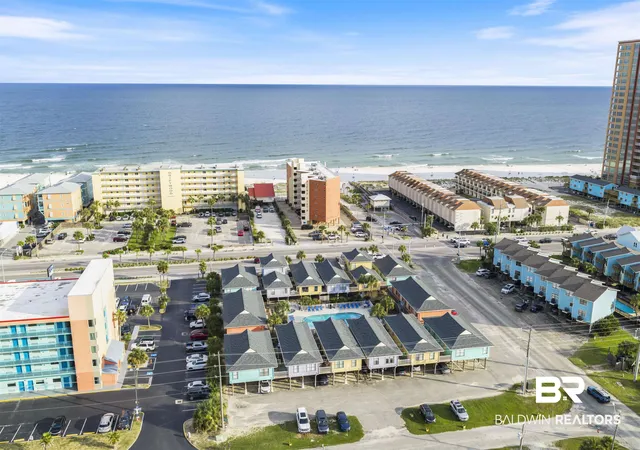 Photo 2 of Townhouse for sale at 620 W Beach Blvd #17A, Gulf Shores, AL 36542 | MLS# 399801 | Listing updated on 2026-08-29