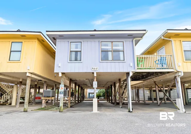 Photo 4 of Townhouse for sale at 620 W Beach Blvd #17A, Gulf Shores, AL 36542 | MLS# 399801 | Listing updated on 2026-08-29