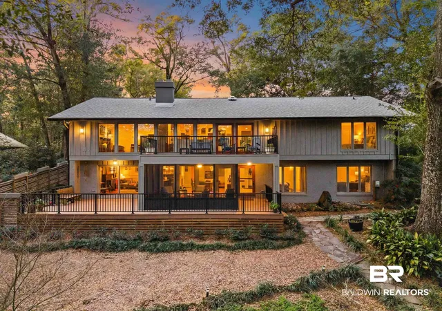 Photo 2 of Single family home for sale at 934 Sea Cliff Dr, Fairhope, AL 36532 | MLS# 390240 | Listing updated on 2026-08-02