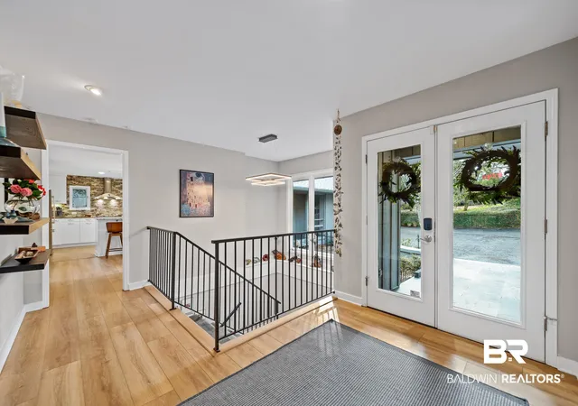 Photo 3 of Single family home for sale at 934 Sea Cliff Dr, Fairhope, AL 36532 | MLS# 390240 | Listing updated on 2026-08-02