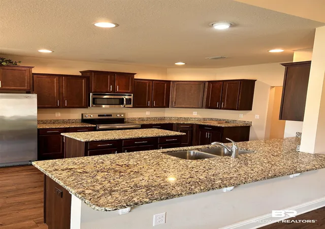 Photo 4 of Sale Pending at 10672 Zinnia Ct, Daphne, AL 36526 | MLS# 395715 | Listing updated on 2026-07-30