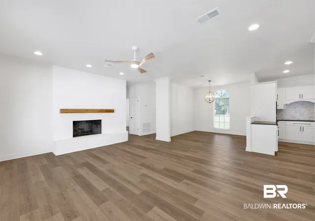 Photo 4 of Single family home for sale at 727 N Artillery Range, Spanish Fort, AL 36527 | MLS# 395194 | Listing updated on 2026-07-24