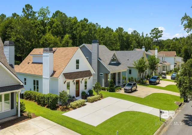 Homes for sale in Fairhope, AL | 273 Westley Street, Fairhope, AL 36532 | MLS# 398665
