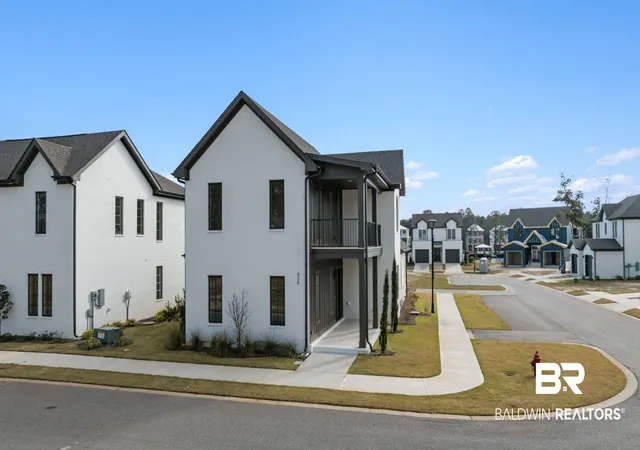 2nd image of 926 Inlet Circle, Gulf Shores, AL 36542 | MLS# 409022