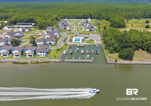 Photo 2 of Single family home for sale at 926 Inlet Cir, Gulf Shores, AL 36542 | MLS# 409022 | Listing updated on 2026-09-09