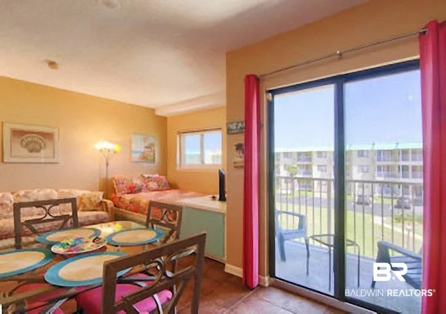 Photo 3 of Townhouse for sale at 375 Plantation Rd #5105, Gulf Shores, AL 36542 | MLS# 397392 | Listing updated on 2026-08-21
