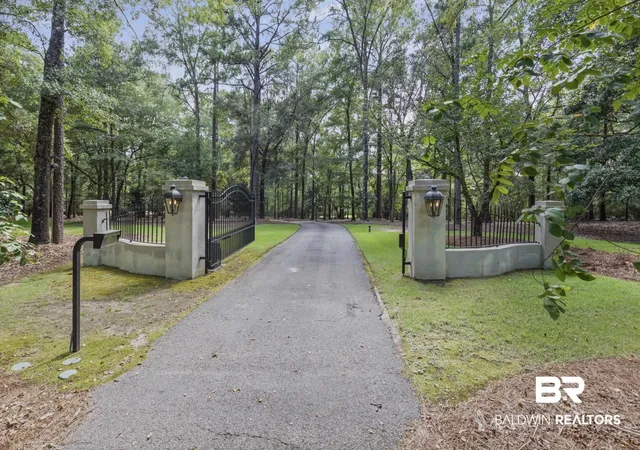 Photo 4 of Single family home for sale at 3580 Lakefront Dr, Mobile, AL 36695 | MLS# 399156 | Listing updated on 2026-07-24