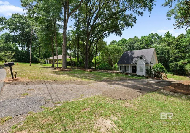 Homes for sale in Mobile, AL | 10353 Easthill Dr, Mobile, AL 36695 | MLS# 399131