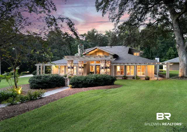 Photo 1 of Sale Pending at 6801 N Winding Brk Dr, Daphne, AL 36526 | MLS# 395243 | Listing updated on 2026-10-08