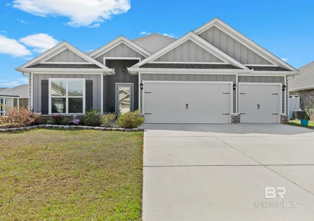 Homes for sale in Daphne, AL | 24585 Smarty Jones Circle, Daphne, AL 36526 | MLS# 395963