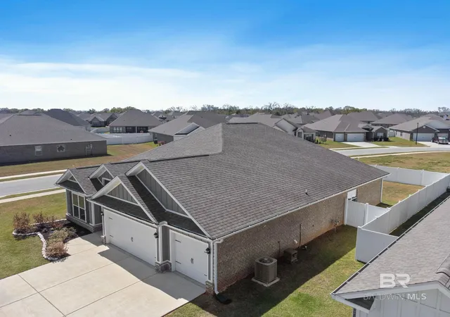 Homes for sale in Daphne, AL | 24585 Smarty Jones Circle, Daphne, AL 36526 | MLS# 395963