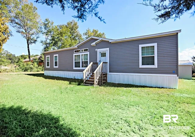 Photo 1 of Single family home for sale at 19180 Horseshoe Cir, Seminole, AL 36574 | MLS# 388243 | Listing updated on 2026-09-14