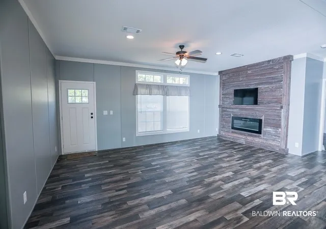 Photo 3 of Single family home for sale at 19180 Horseshoe Cir, Seminole, AL 36574 | MLS# 388243 | Listing updated on 2026-09-14