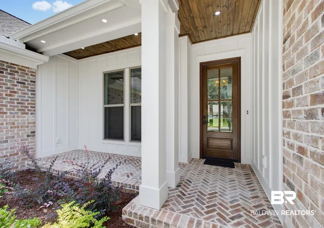 Photo 3 of Sale Pending at 23330 Dundee Cir, Foley, AL 36535 | MLS# 400109 | Listing updated on 2026-09-01
