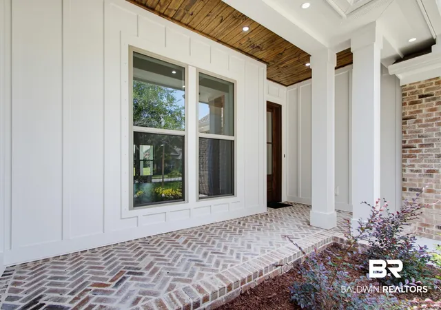 Photo 3 of Sale Pending at 23330 Dundee Cir, Foley, AL 36535 | MLS# 400109 | Listing updated on 2026-09-01
