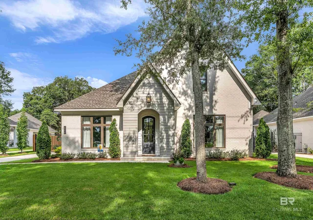Homes for sale in Fairhope, AL | 20279 Bishop Road, Fairhope, AL 36532 | MLS# 399210