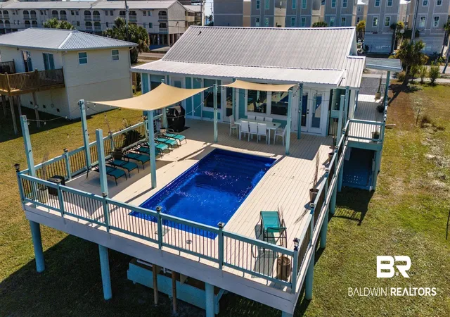 Photo 4 of Single family home for sale at 942 W Lagoon Ave, Gulf Shores, AL 36542 | MLS# 392138 | Listing updated on 2026-09-01