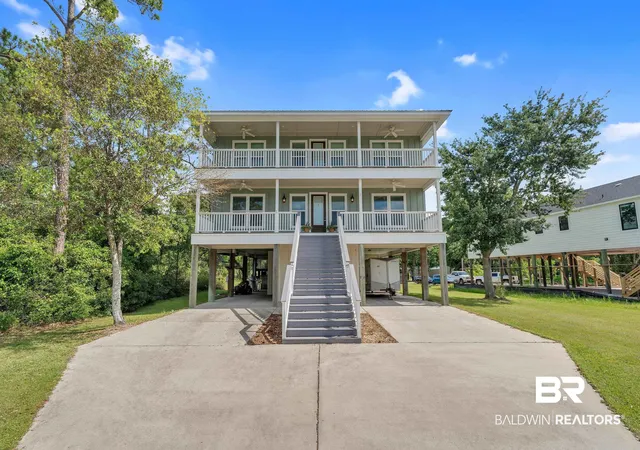 Photo 2 of Sale Pending at 5 Claudette Cir, Orange Beach, AL 36561 | MLS# 381022 | Listing updated on 2026-10-20