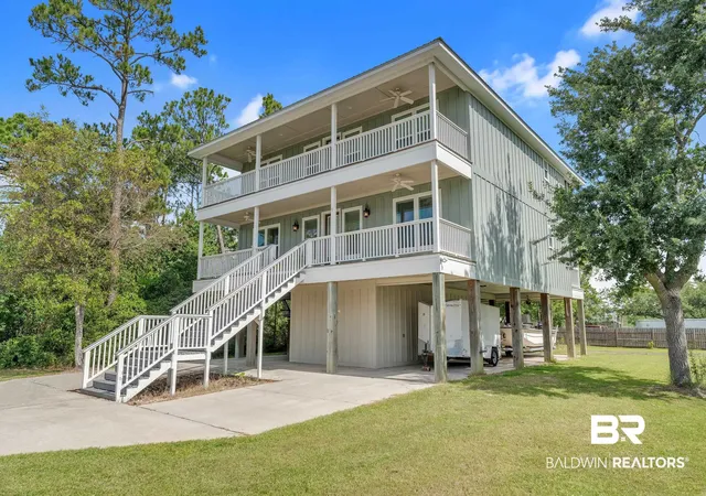 Photo 3 of Sale Pending at 5 Claudette Cir, Orange Beach, AL 36561 | MLS# 381022 | Listing updated on 2026-10-20